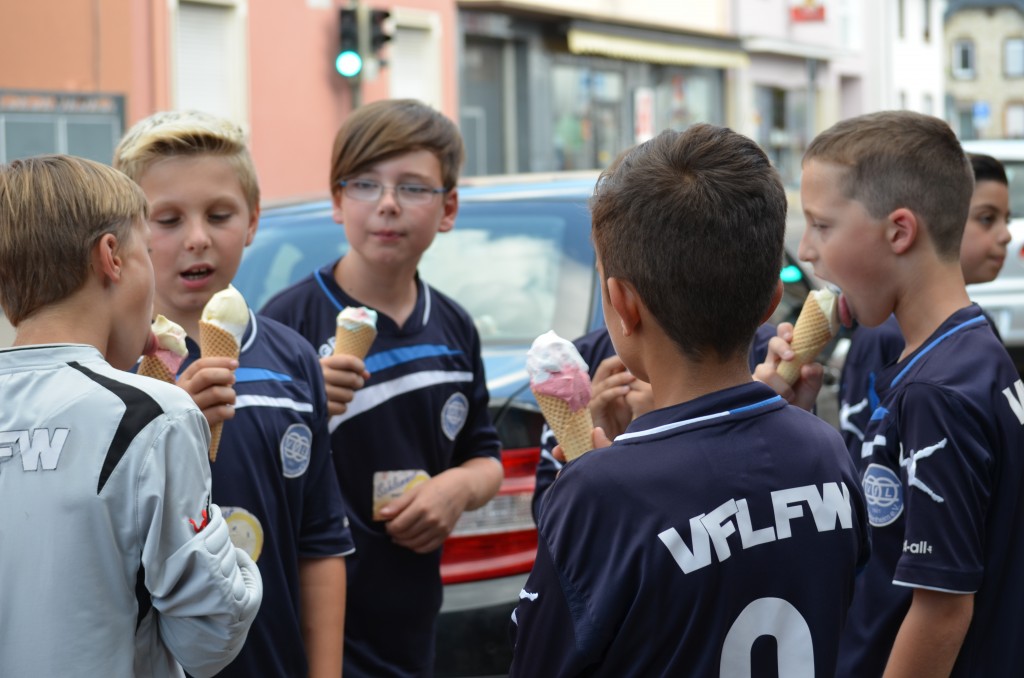 Eisessen beim Abschlusstraining